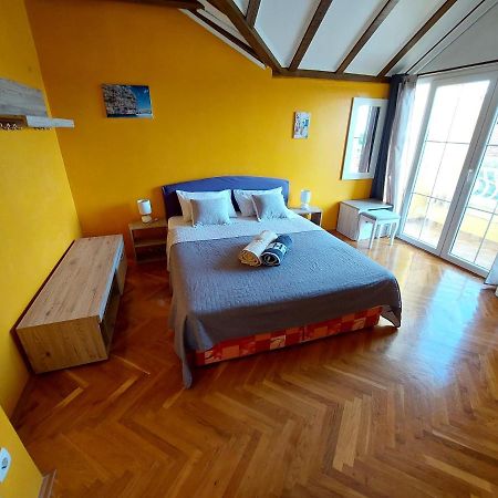 Holiday Home Sunce Dalmacije Mratovo ภายนอก รูปภาพ