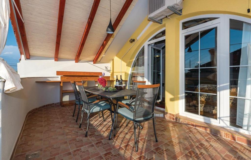 Holiday Home Sunce Dalmacije Mratovo ภายนอก รูปภาพ