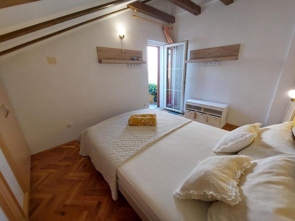 Holiday Home Sunce Dalmacije Mratovo ภายนอก รูปภาพ